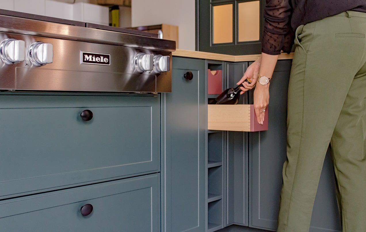 KITCHEN DRAWERS