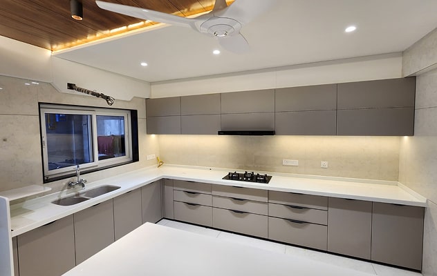 KITCHEN DRAWERS