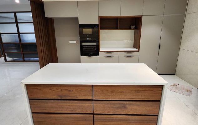 KITCHEN DRAWERS